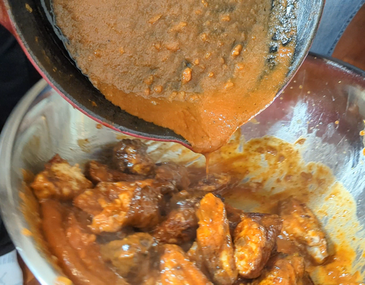 Dat’l Hook Ya Sweet & Spicy Wings