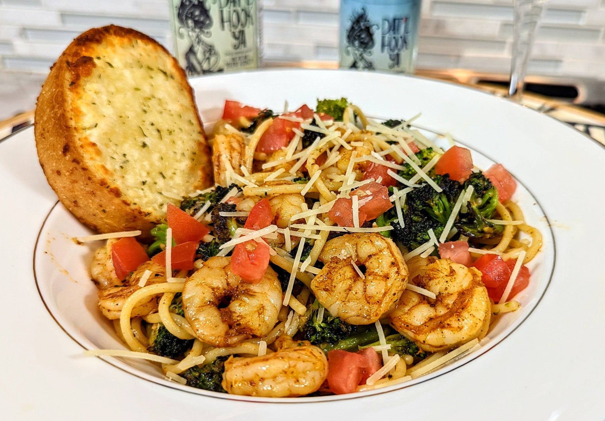 White Wine Lemon Garlic Butter Shrimp Scampi